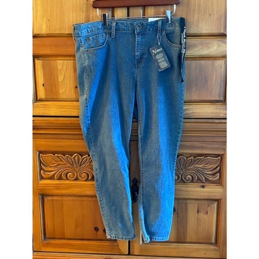 Natural Reflections High Rise Skinny Missy Jeans - Size (14P)
